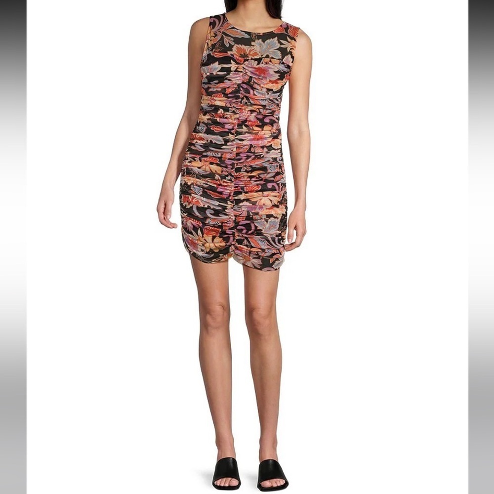 C&V Chelsea & Violet
Shirred Tropical Floral Print Mesh Dress